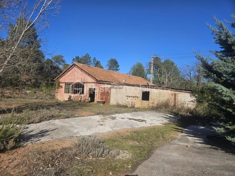 Maison - 220 m² - 10 pièces