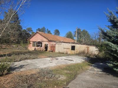 Maison - 220 m² - 10 pièces