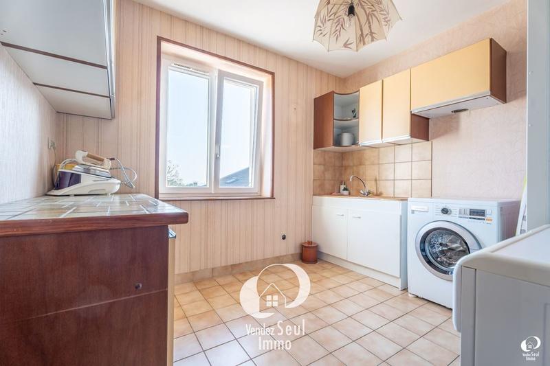 Maison traditionnelle - 202 m² - 7 pièces