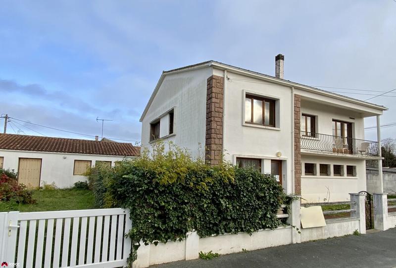 Immeuble mixte - 342 m² - 19 pièces