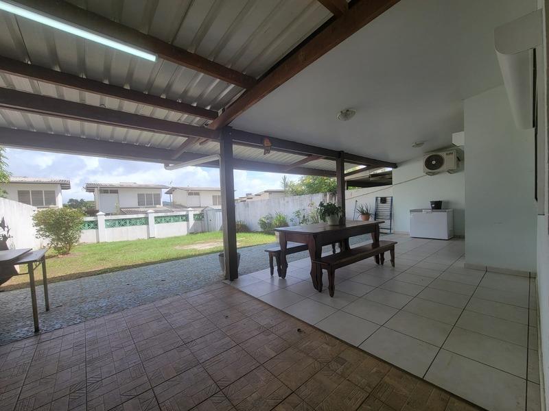 Maison - 85 m² - 4 pièces