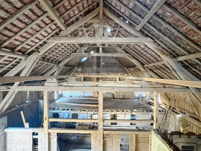 Ferme - 440 m² - 4 pièces