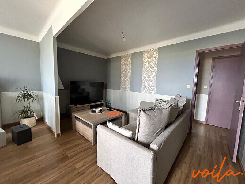 Maison - 410 m² - 9 pièces