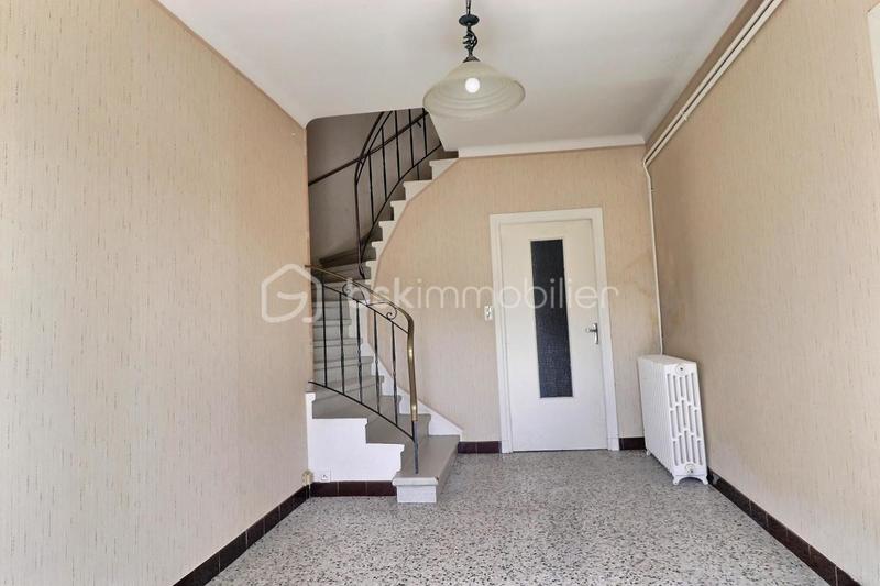 Maison de ville - 196 m² - 9 pièces