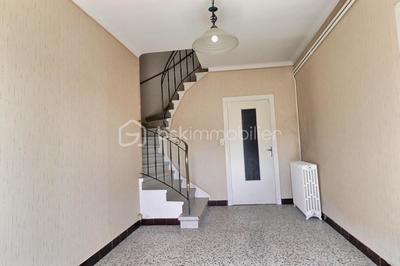 Maison de ville - 196 m² - 9 pièces