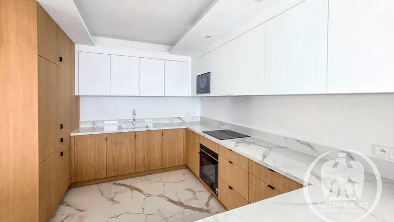 Villa - 238 m² - 5 pièces