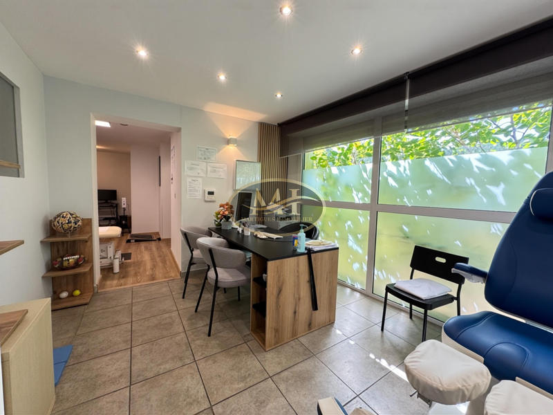 Local commercial - 91 m²