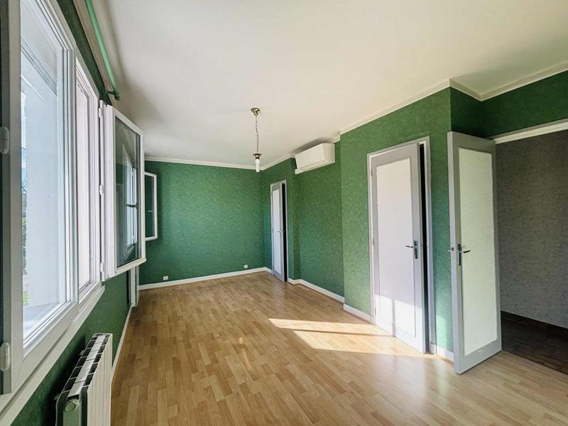 Maison - 97 m² - 4 pièces