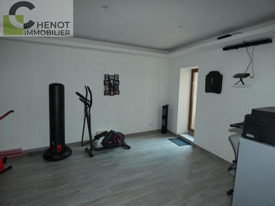 Maison de village - 250 m² - 7 pièces