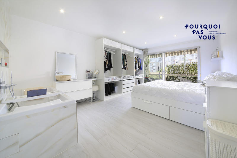 Appartement - 80 m² - 3 pièces