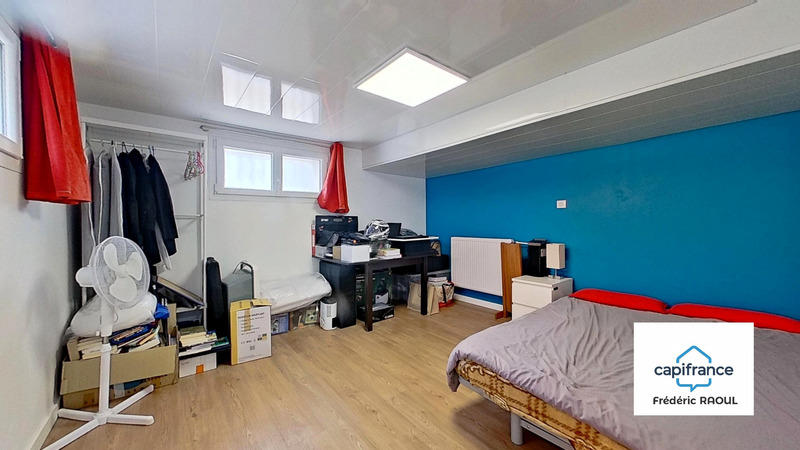 Maison - 180 m² - 6 pièces