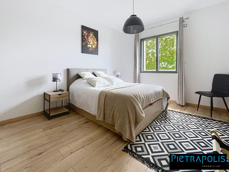 Maison - 138 m² - 6 pièces