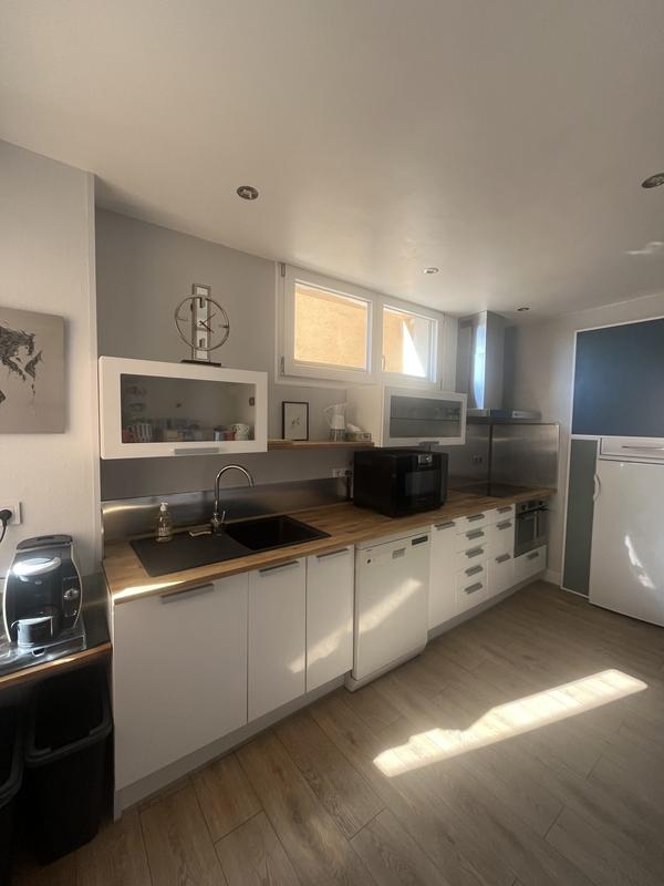 Appartement - 70 m² - 3 pièces