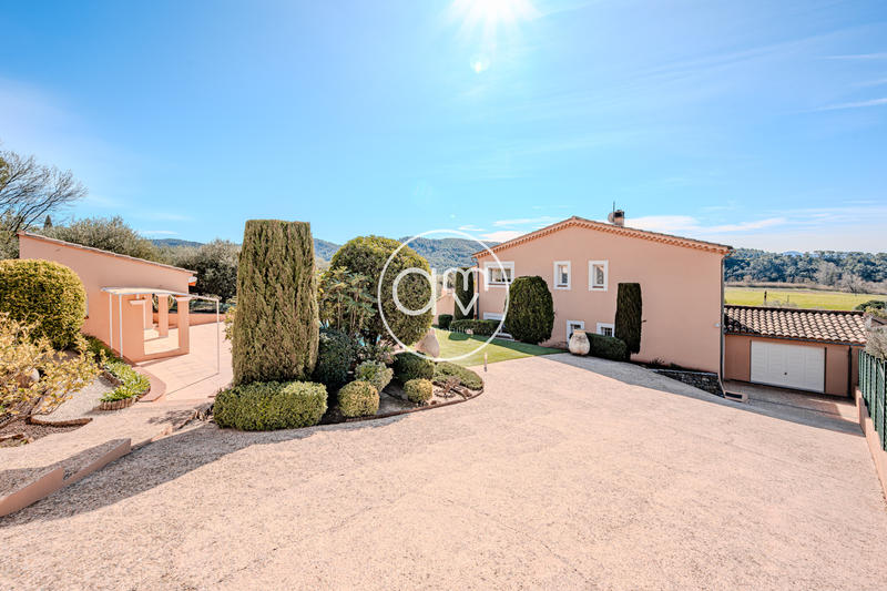 Maison - 148 m² - 6 pièces