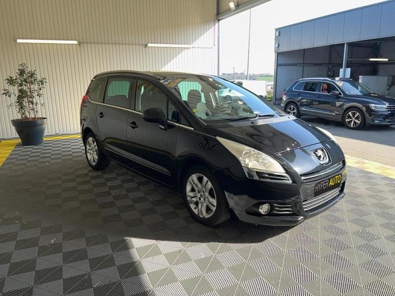 Peugeot 5008 1.6 Hdi 112ch Fap Bvm6 Premium Pack 7pl