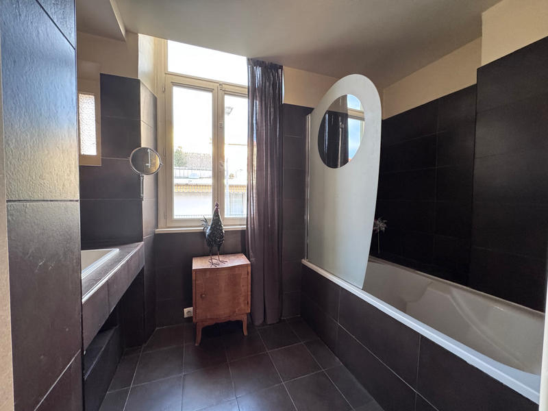 Appartement - 125 m² - 5 pièces