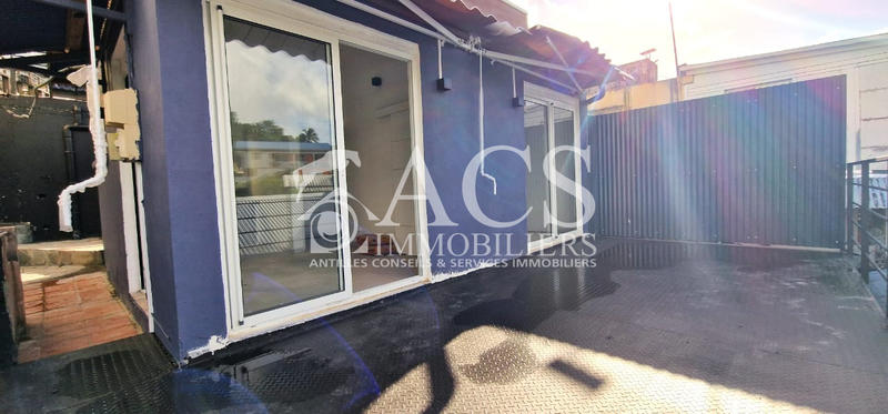 Maison - 164 m² - 8 pièces