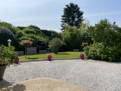 Maison - 157 m² - 8 pièces