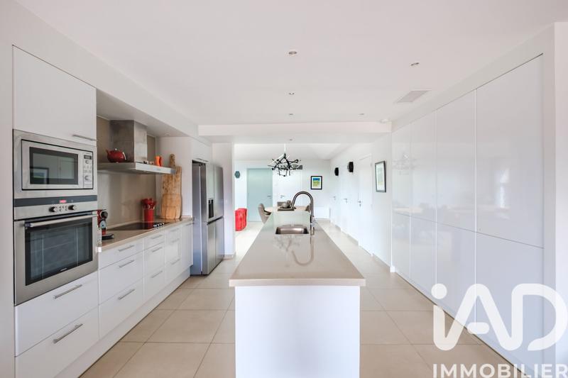 Maison - 161 m² - 5 pièces