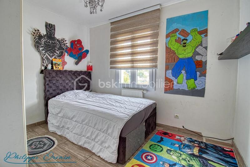 Maison - 250 m² - 11 pièces