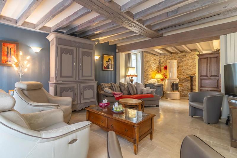 Maison - 190 m² - 8 pièces