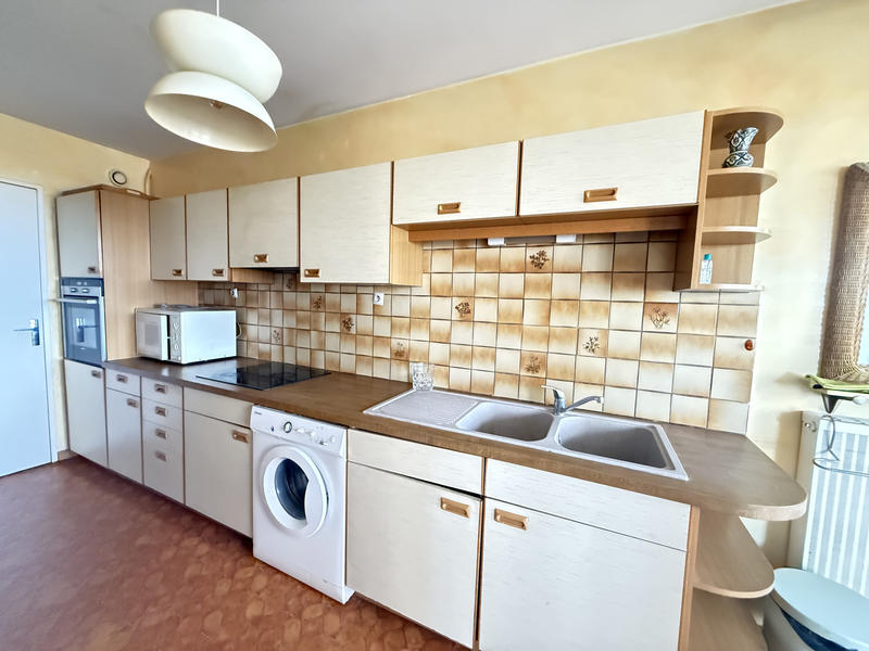 Appartement - 85 m² - 4 pièces