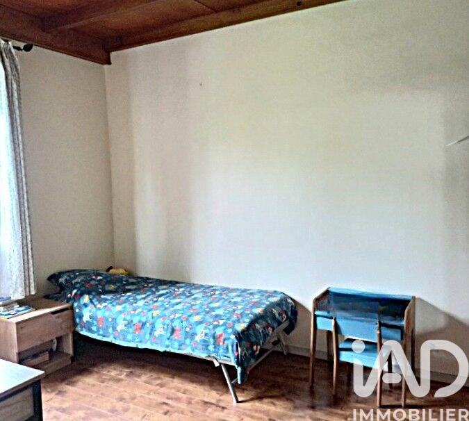 Maison - 175 m² - 8 pièces