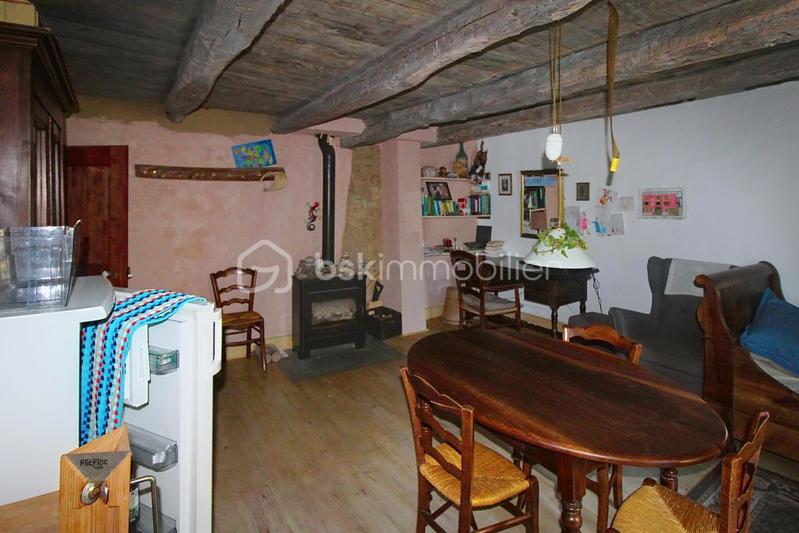 Maison - 151 m² - 12 pièces