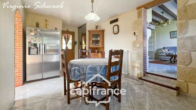 Maison - 219 m² - 8 pièces