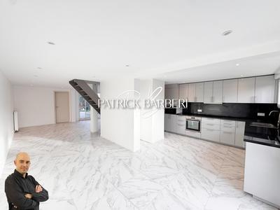 Maison - 109 m² - 6 pièces