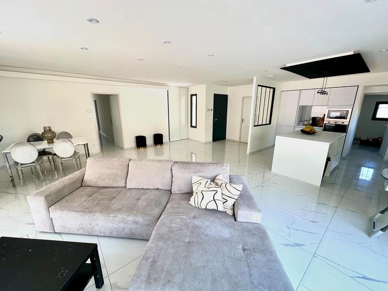 Villa - 130 m² - 5 pièces