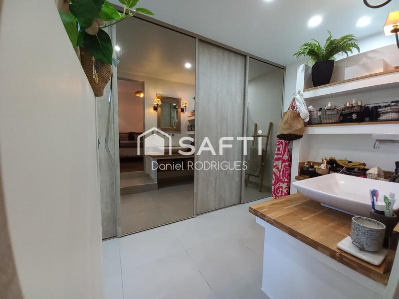 Maison - 197 m² - 8 pièces