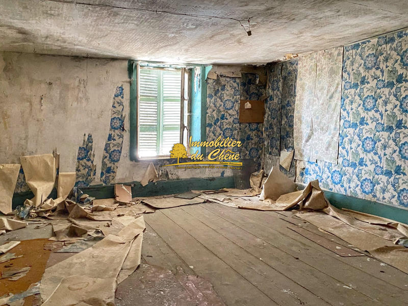 Maison - 150 m² - 12 pièces