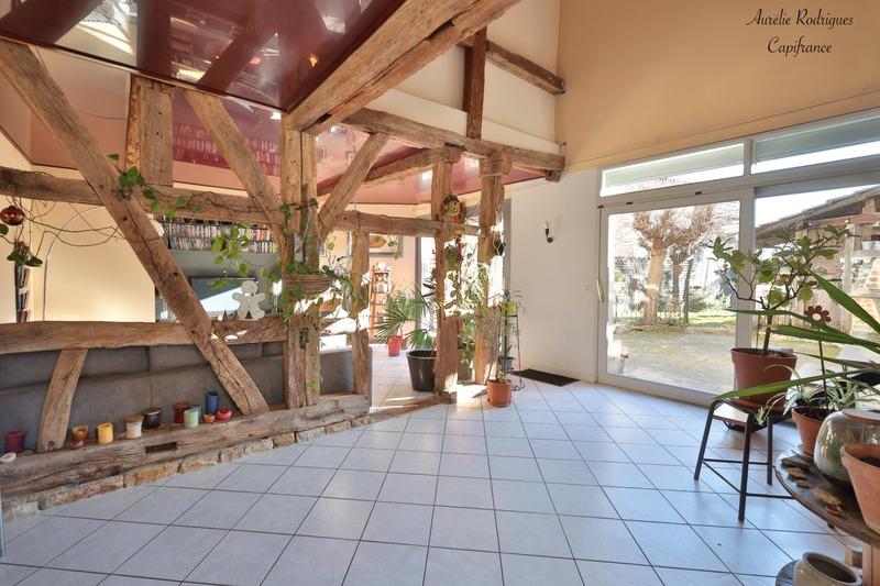 Maison - 216 m² - 6 pièces