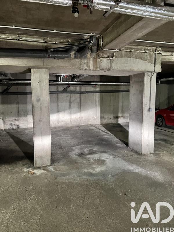 Parking - 13 m²