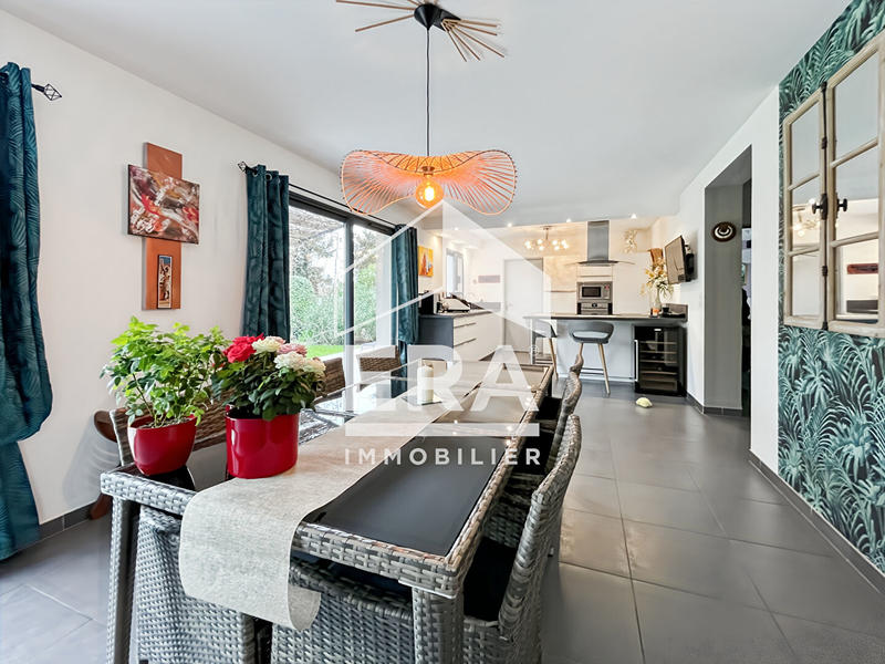 Maison - 125 m² - 6 pièces