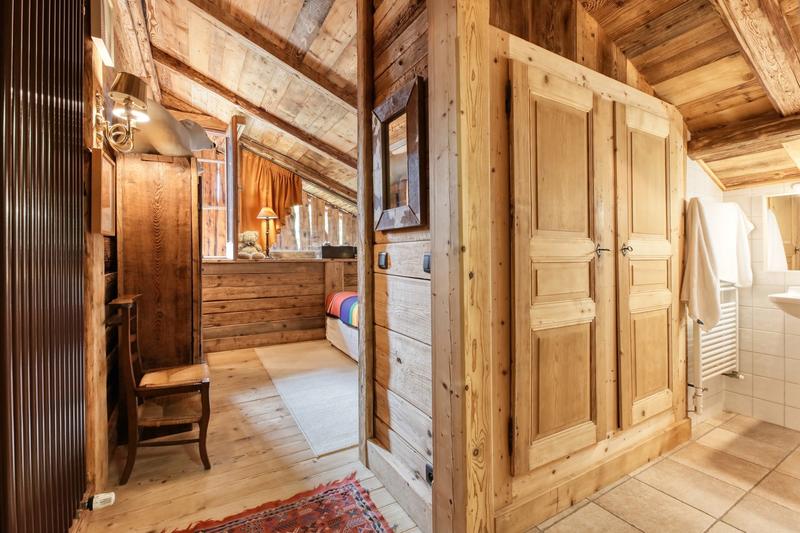 Châlet - 365 m² - 15 pièces