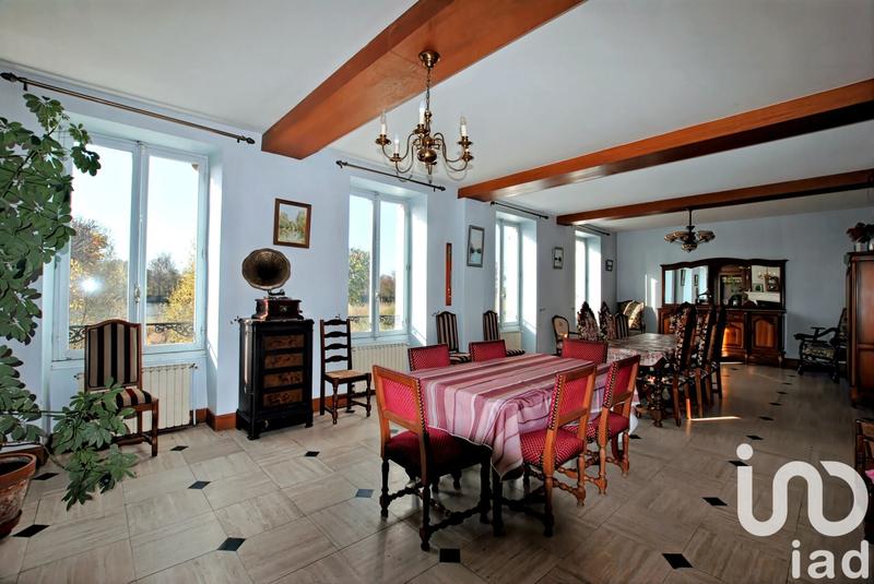 Maison - 435 m² - 15 pièces