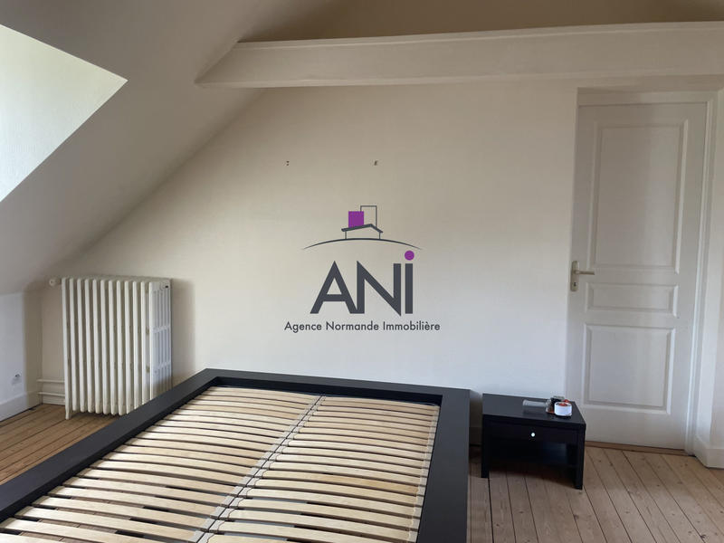 Maison - 311 m² - 8 pièces