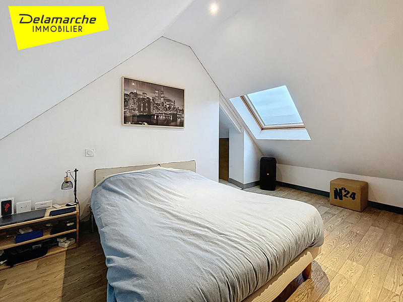 Maison - 235 m² - 8 pièces