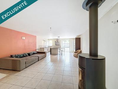 Maison - 277 m² - 8 pièces