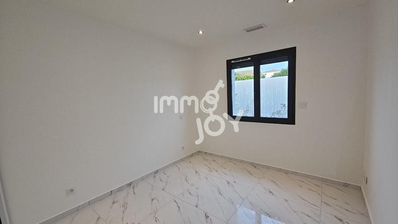 Maison - 111 m² - 4 pièces