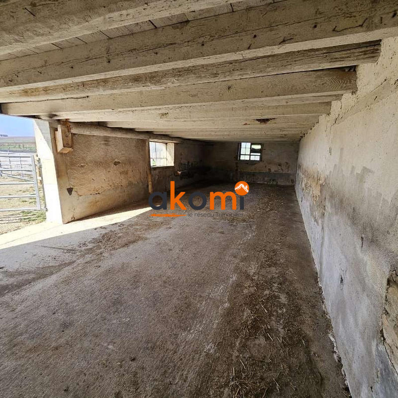 Maison - 422 m² - 6 pièces