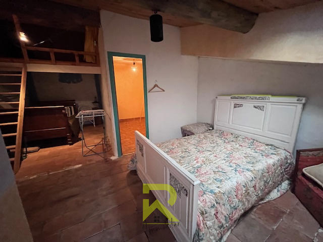 Maison de village - 94 m² - 6 pièces