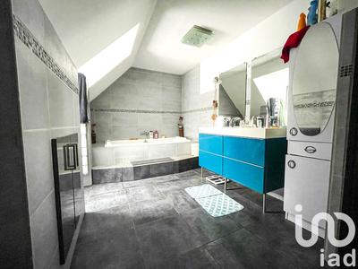 Maison - 119 m² - 5 pièces