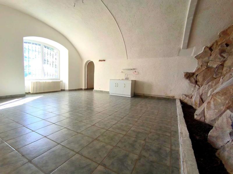 Maison - 259 m² - 7 pièces