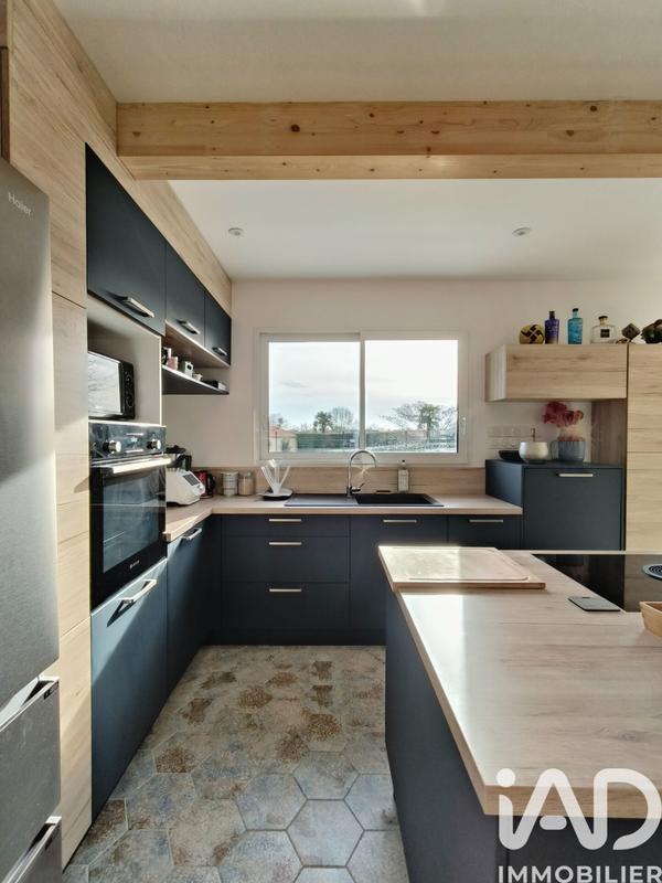 Maison - 97 m² - 5 pièces