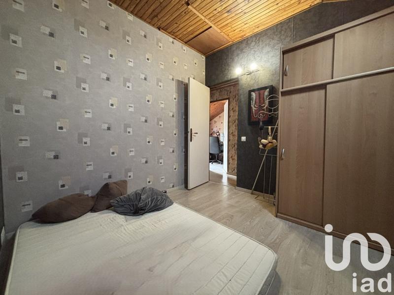 Maison - 205 m² - 11 pièces