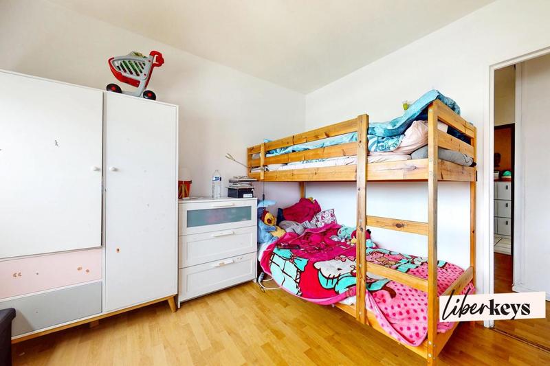 Appartement - 80 m² - 4 pièces