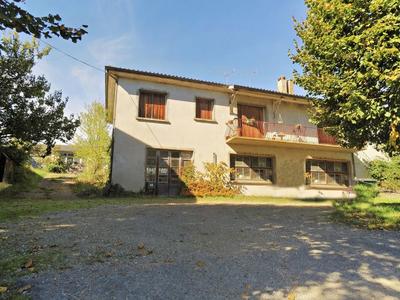 Maison - 296 m² - 15 pièces